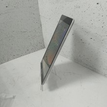 Планшет Apple iPad (5-го поколения) (2017) 32 Серебряный — миниатюра 3