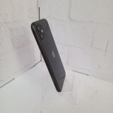 Смартфон Apple iPhone 11 4/64 Черный — миниатюра 3