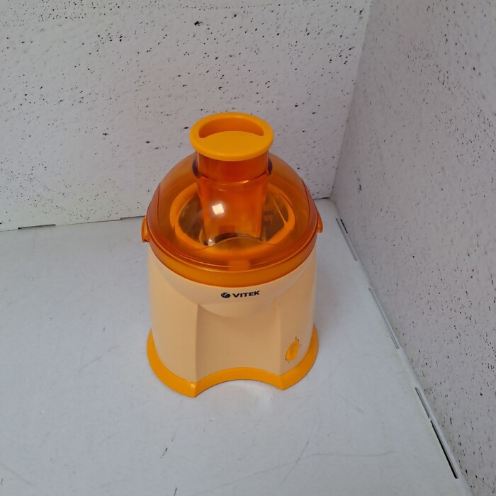 Соковыжималка Juicer CF-303