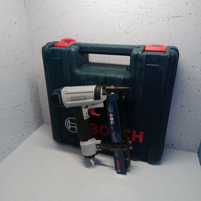 Строительный степлер Bosch GTK40