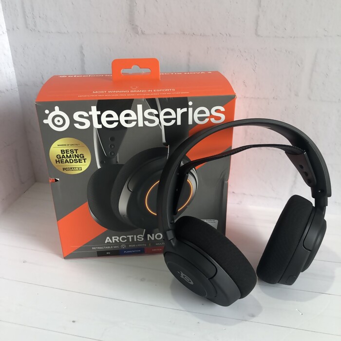 Компьютерные наушники SteelSeries Arctic Nova 3