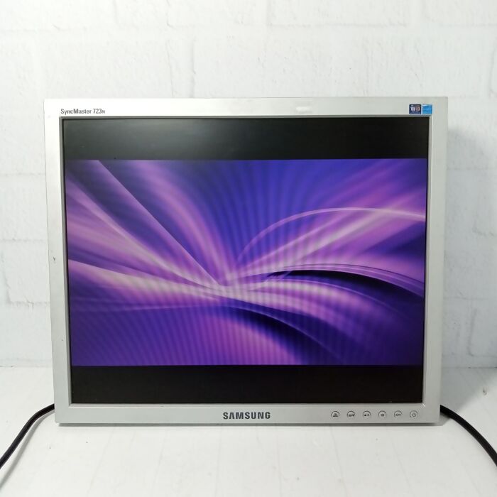 Монитор Samsung SynsMaster 723N