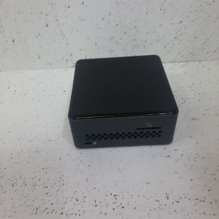 Intel NUC BOXNUC7CJYH2