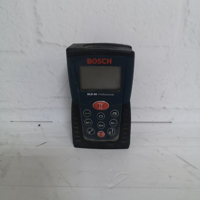 Лазерный уровень Bosch DLE 40