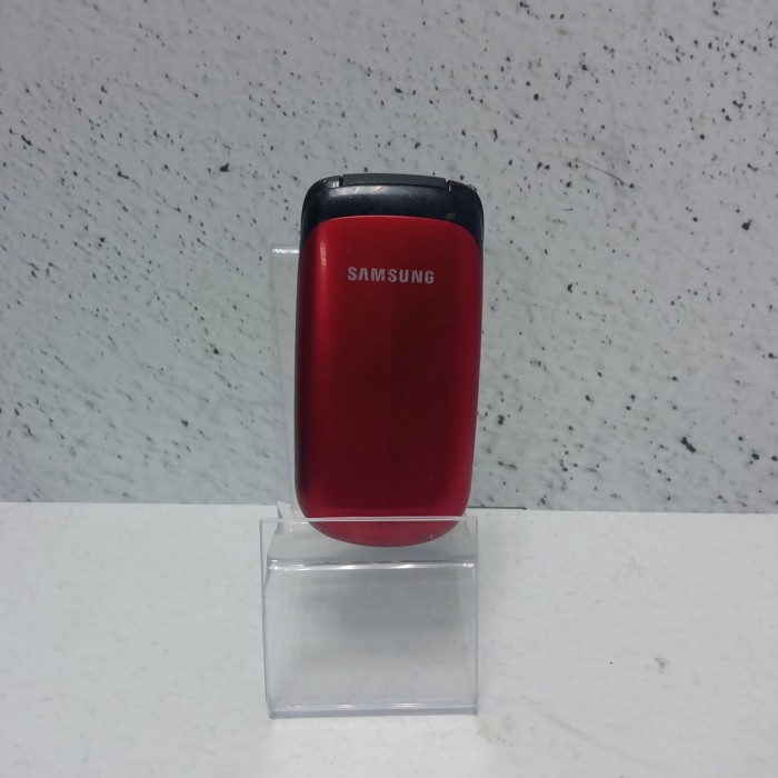 Кнопочный телефон Samsung duos