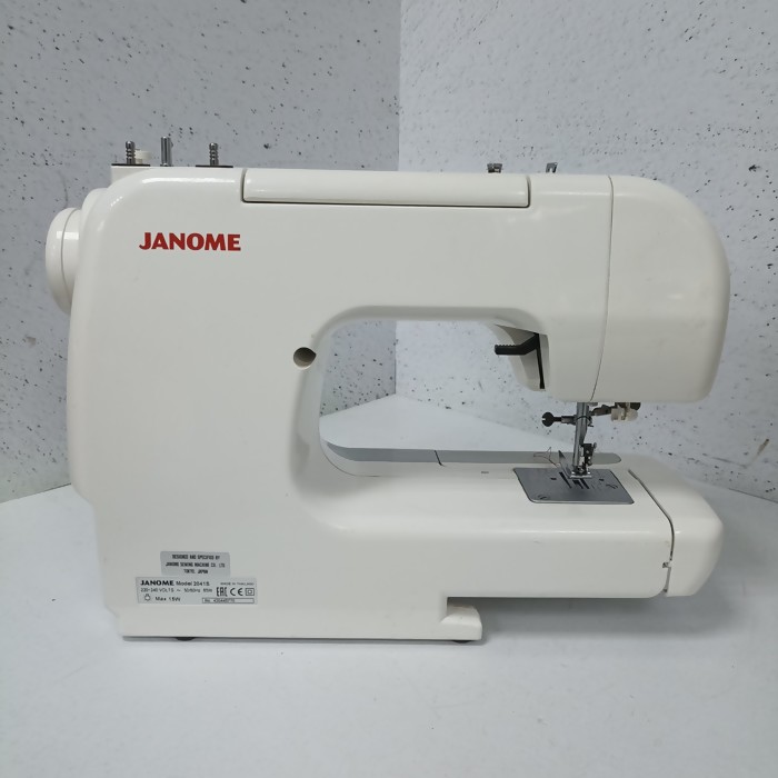 Швейная машина Janome 2041