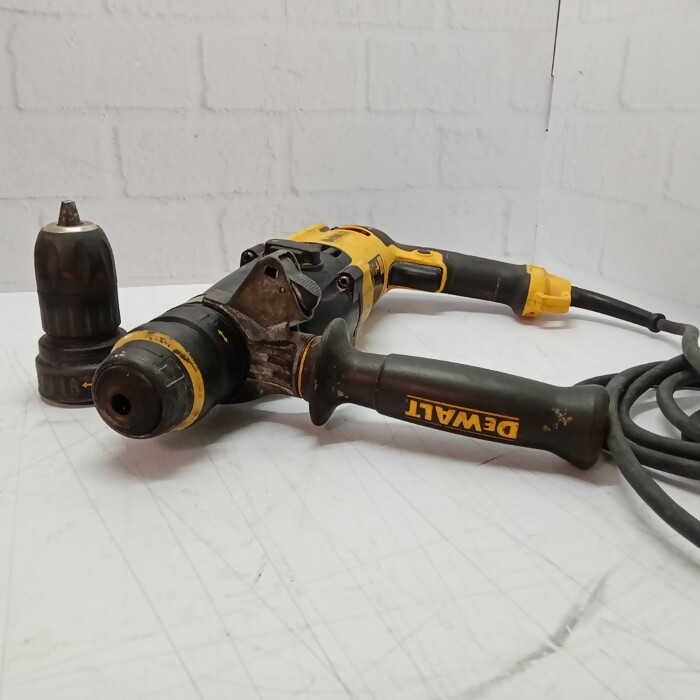 Перфоратор DeWALT D25144K