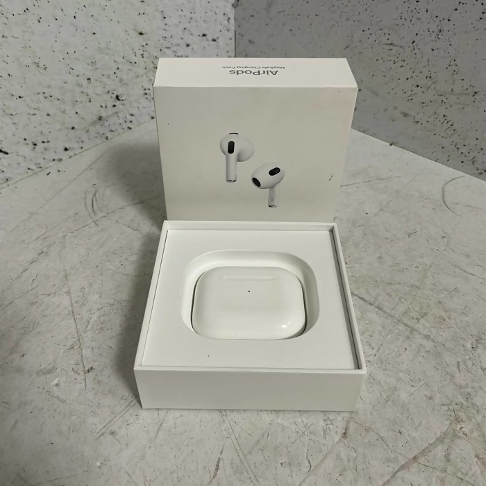 Беспроводные наушники Apple AirPods 3