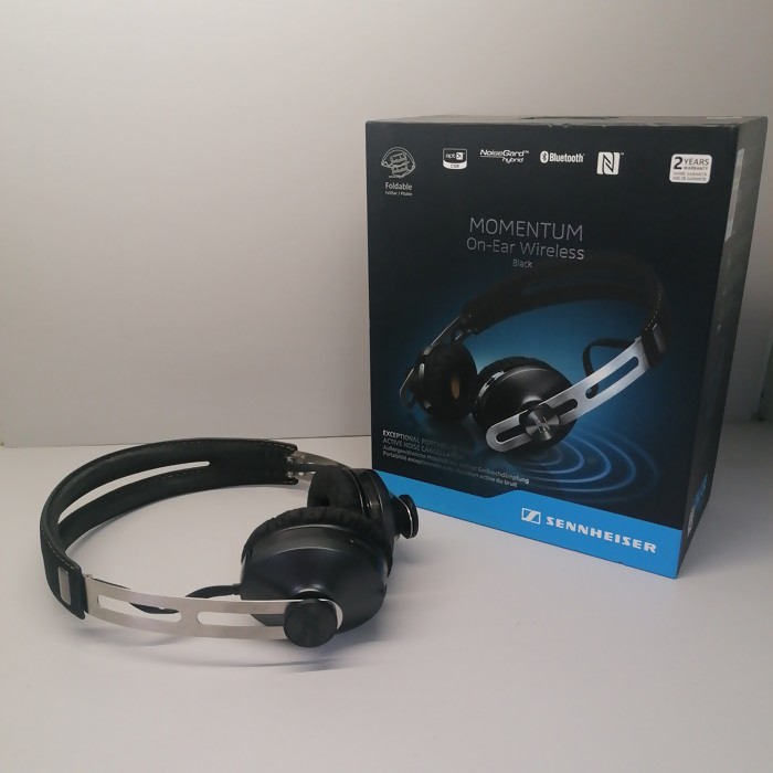 Беспроводные наушники SENNHEISER Momentum On-Ear Wireless