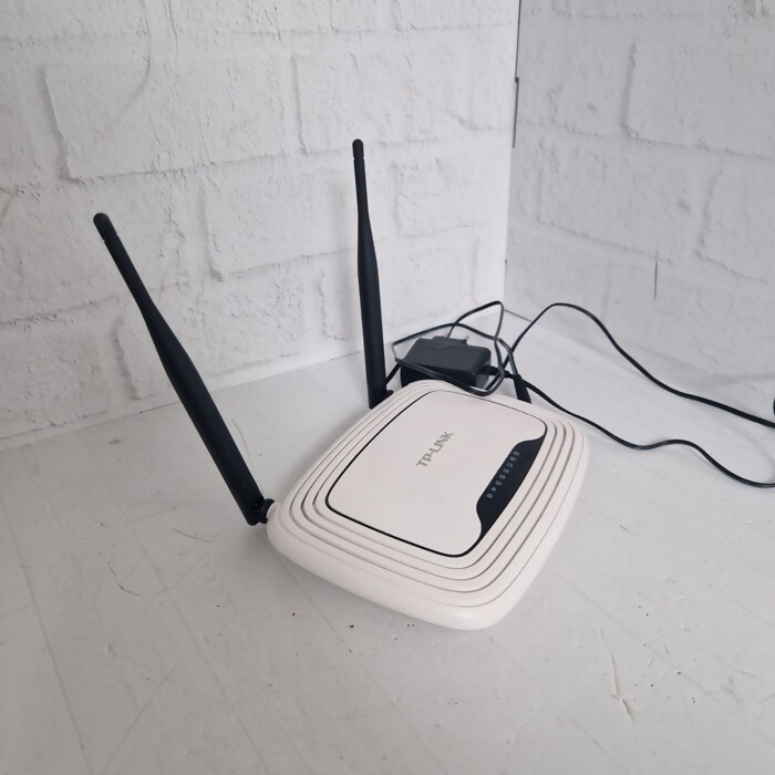 Роутер TP-Link TL-WR841N