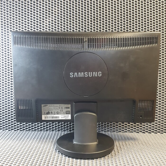 Монитор Samsung 943sn