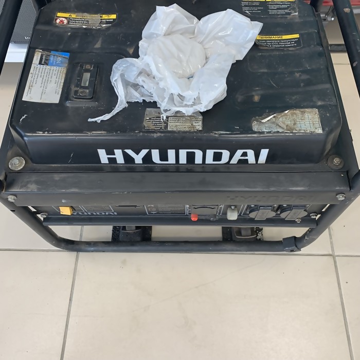 Электрогенератор HYUNDAI HHY 2500F