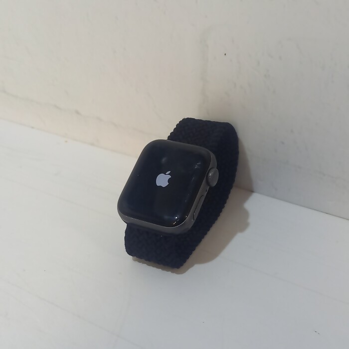 Смарт-часы Apple Watch series 5 40mm