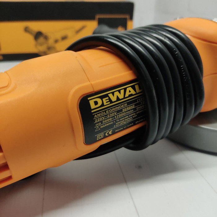 Болгарка DeWalt DWE8110S Желтый