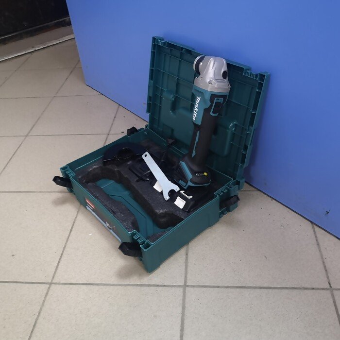 Болгарка Makita DGA404  RP АКБ