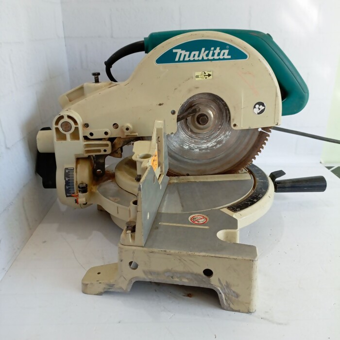 Циркулярная пила Makita LS1040