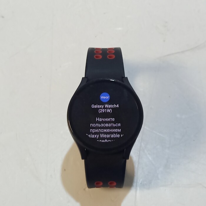 Смарт-часы Samsung Watch 4