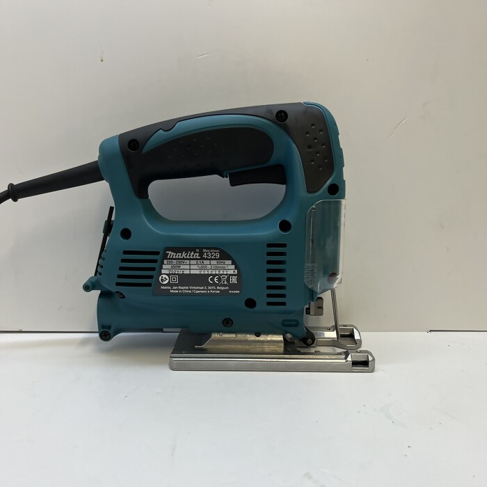 Лобзик Makita 4329