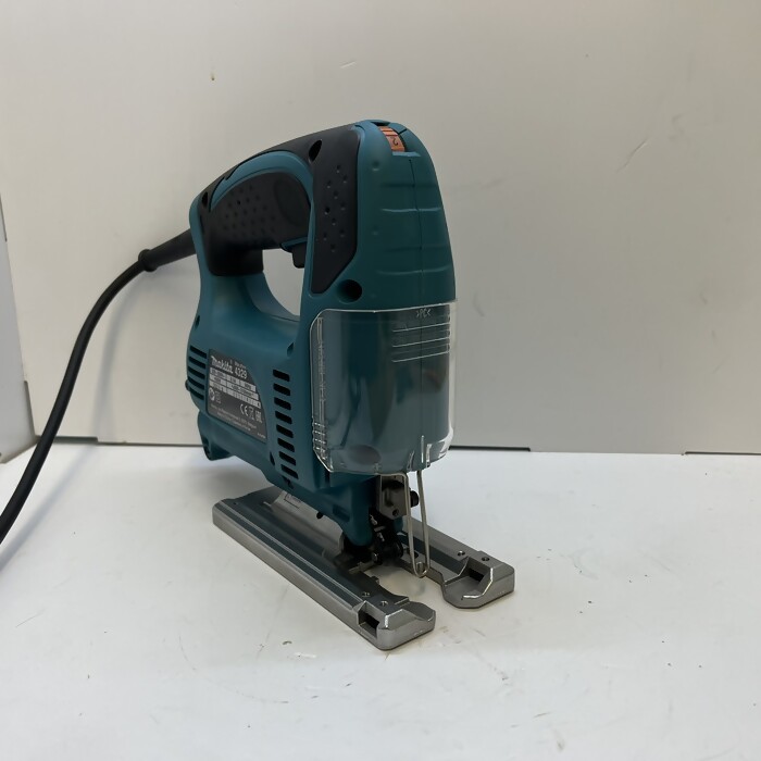 Лобзик Makita 4329