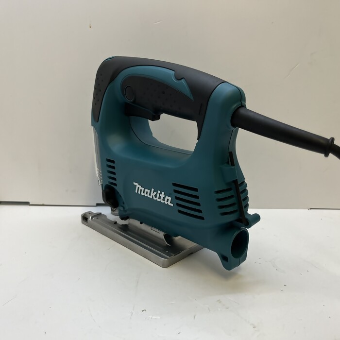 Лобзик Makita 4329