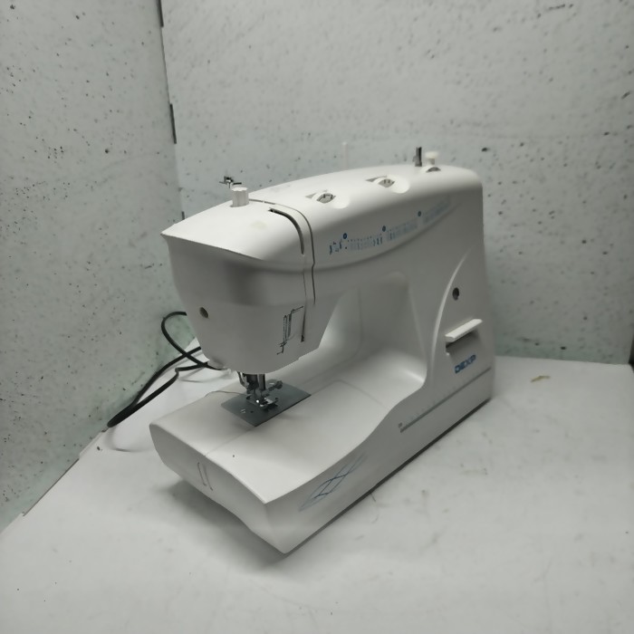 Швейная машина Dexp SM 3500W