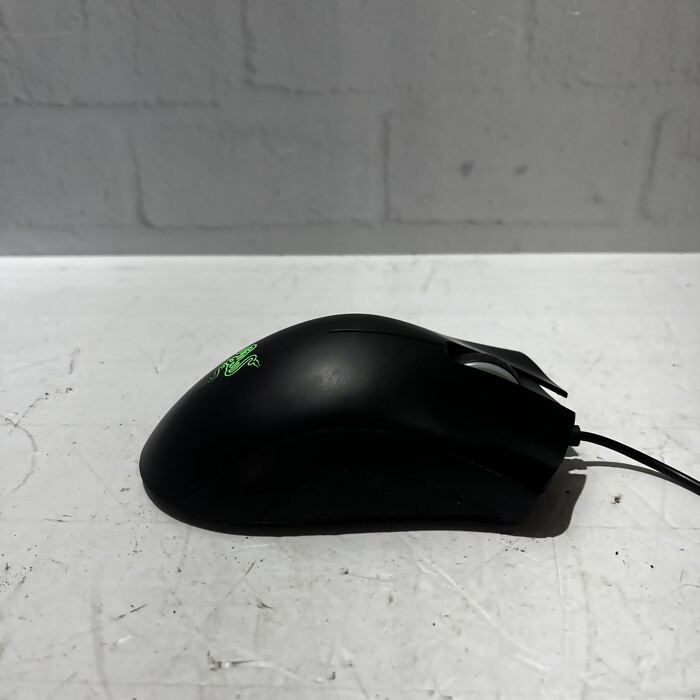 Мышь Razer DeadhAdder Essential