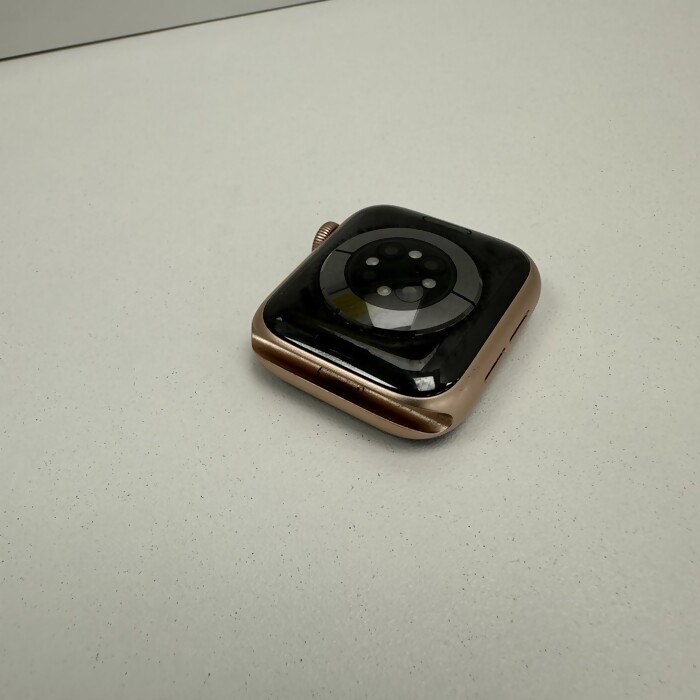 Смарт-часы Apple Watch series 6 40mm