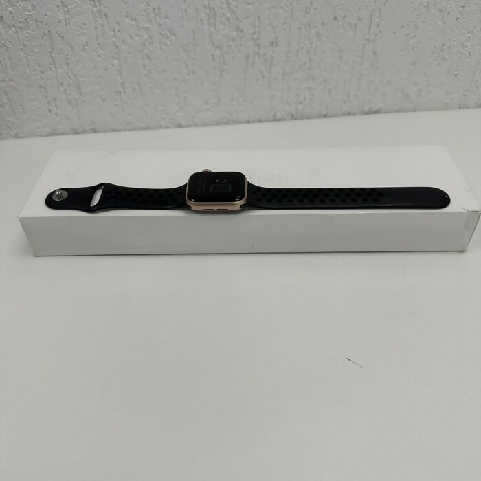 Смарт-часы Apple Watch series 6 40mm