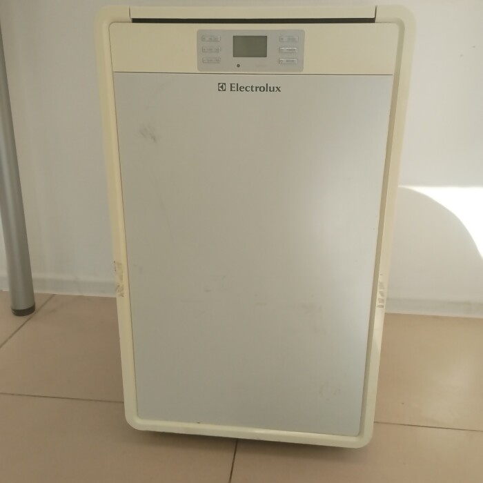 Кондиционер Electrolux EACM-10DR/N3