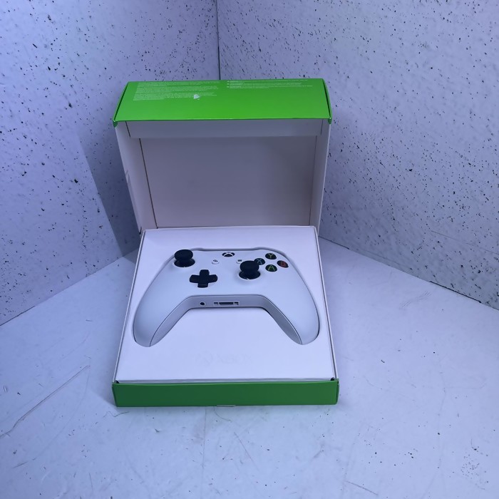 Геймпад Xbox Series S