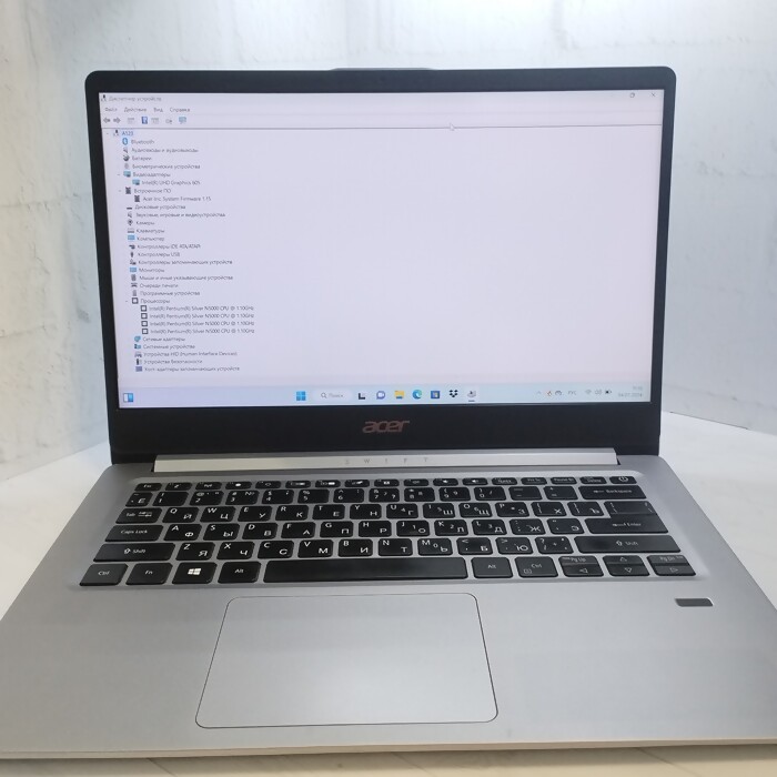 Ноутбук Acer SF114-32