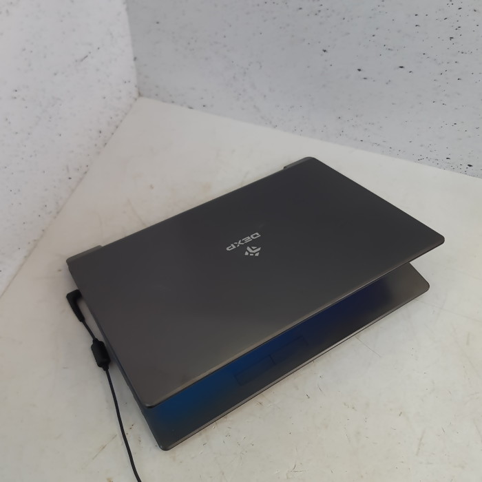 Ноутбук DEXP CLV-950-BCN