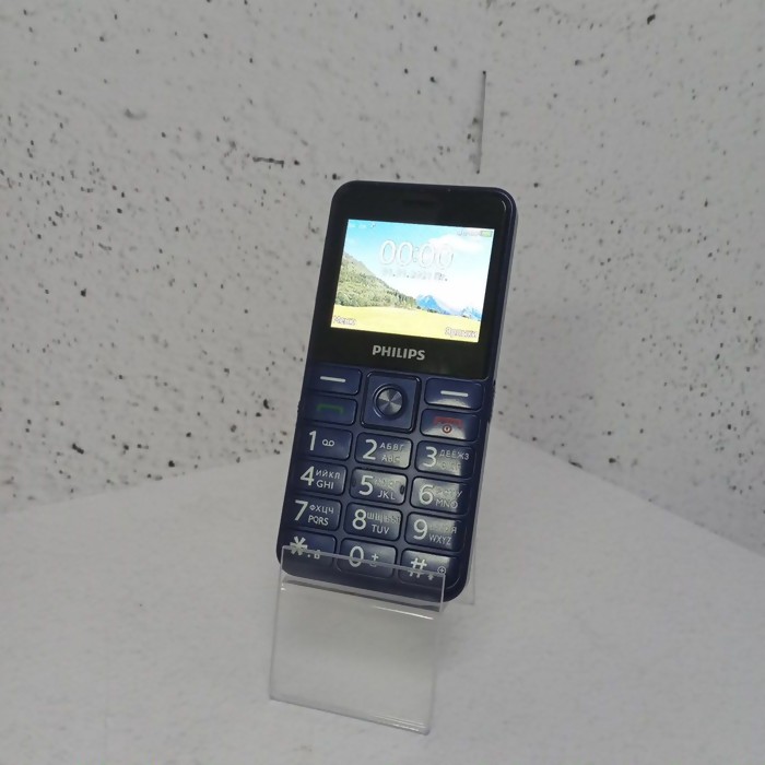 Кнопочный телефон Philips Xenium E207