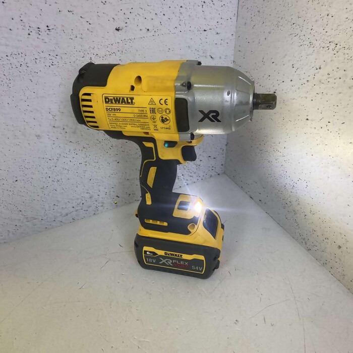 dewalt dcf899