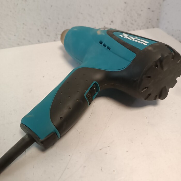 Строительный фен Makita HG551V