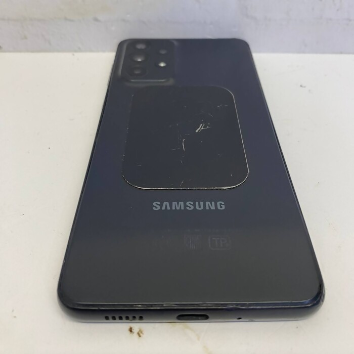 Смартфон Samsung Galaxy A33 5G 6/128 Черный