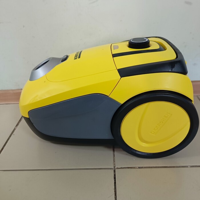 Пылесос KARCHER VC 2