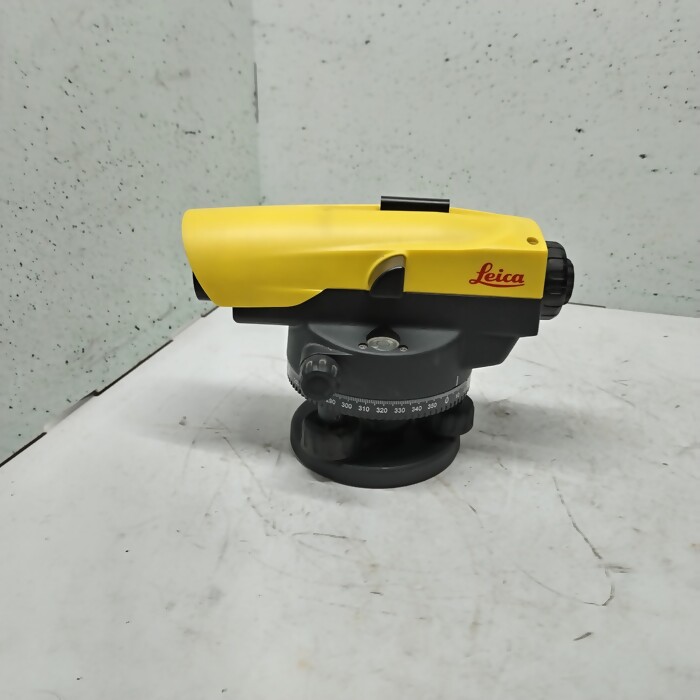 Нивелир Leica Geosystems NA532