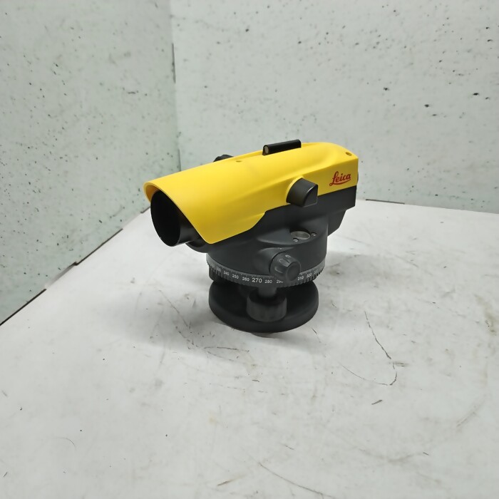 Нивелир Leica Geosystems NA532