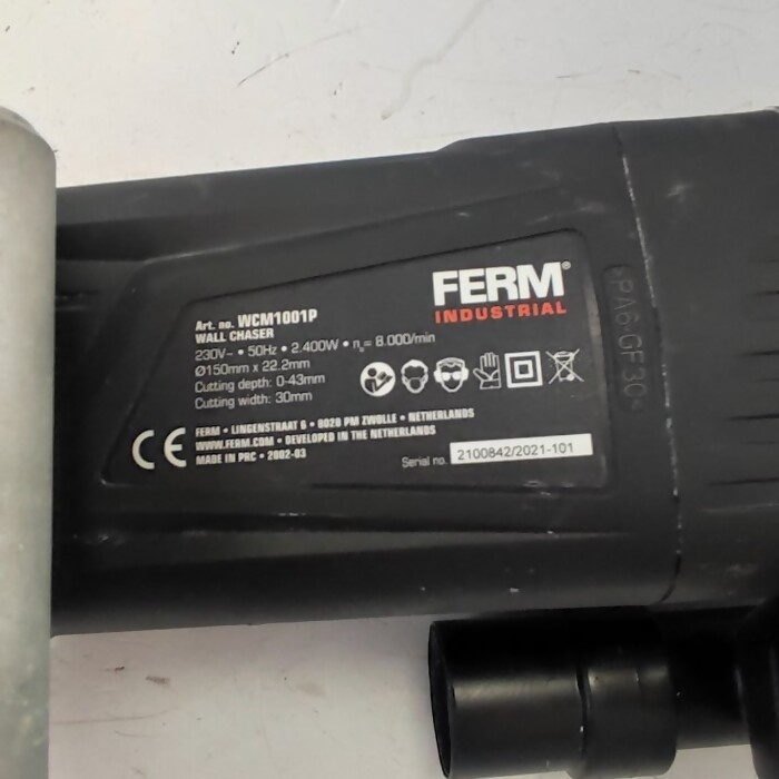 Штроборез Ferm WCM-1001P