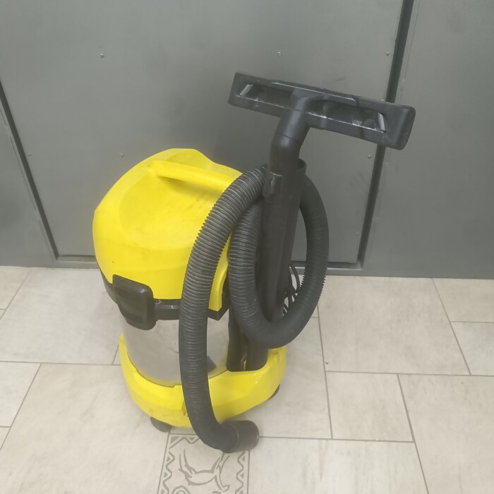 Пылесос KARCHER WD 3 Premium