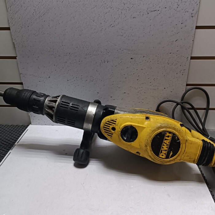 Отбойный молоток Dewalt D25901