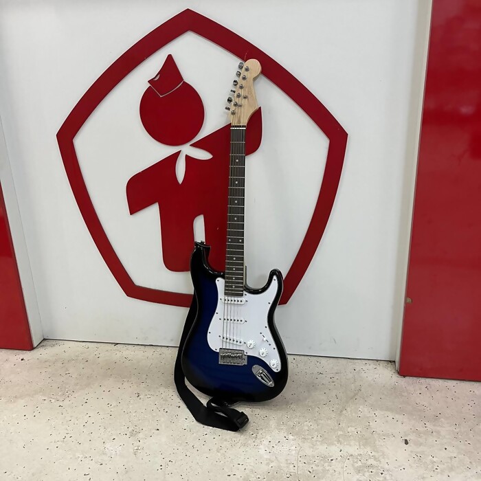 Гитара Fender Stratocaster