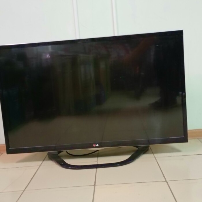 Телевизор LG 42LA615V