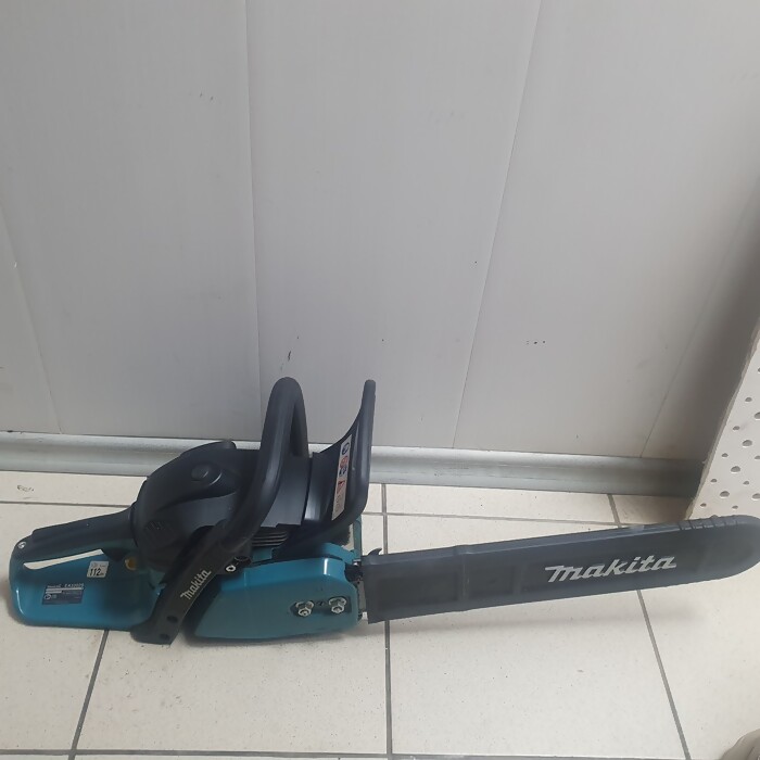 Бензопила Makita EA3202S