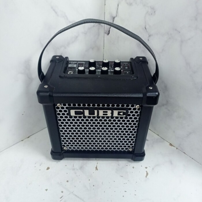 Комбоусилитель Roland Micro Cube GX