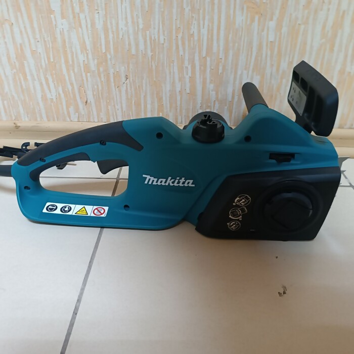 Электропила Makita UC4041A