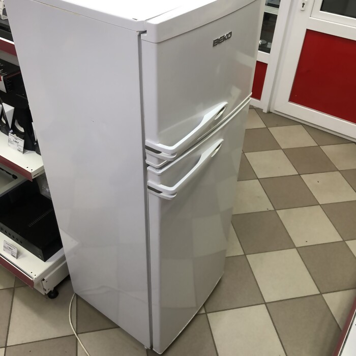 Холодильник Beko CN 327120