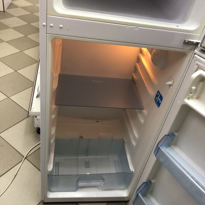 Холодильник Beko CN 327120