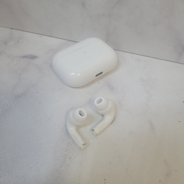 Беспроводные наушники Apple AirPods Pro